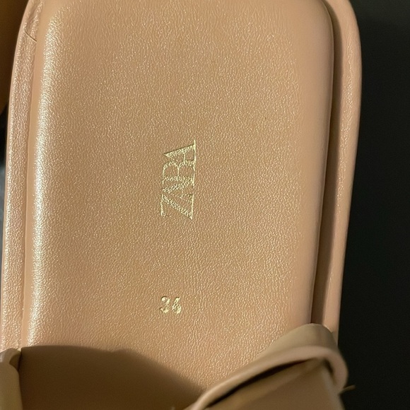 Zara Leather Embellished Flatform Sandals NWT - Picture 7 of 7